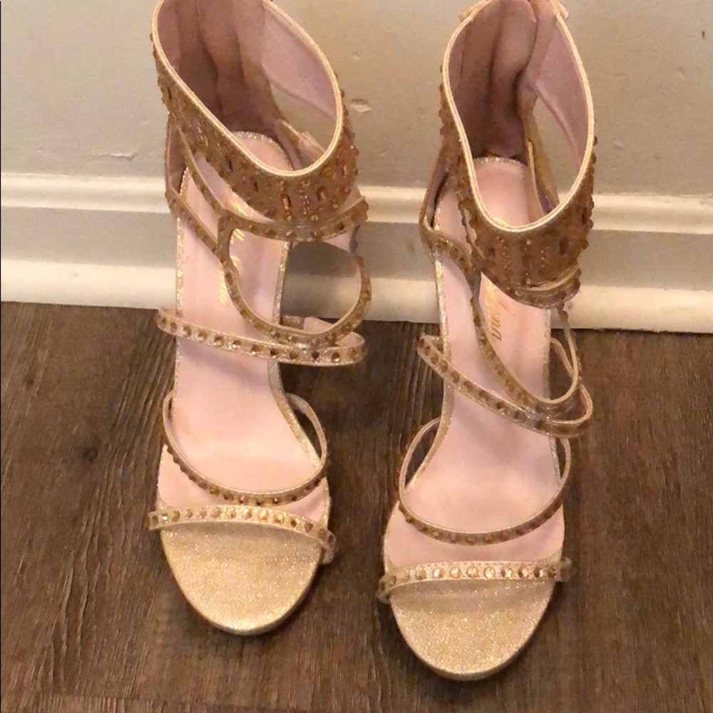 Shoes/Heels